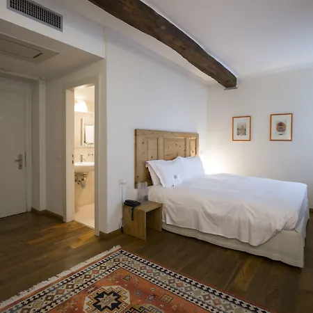 호텔 아트 바레세