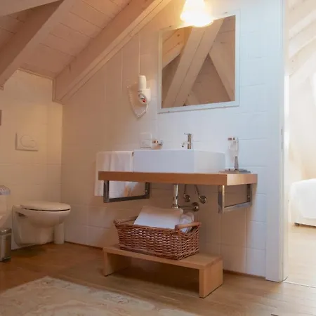 Art Hotel 4*