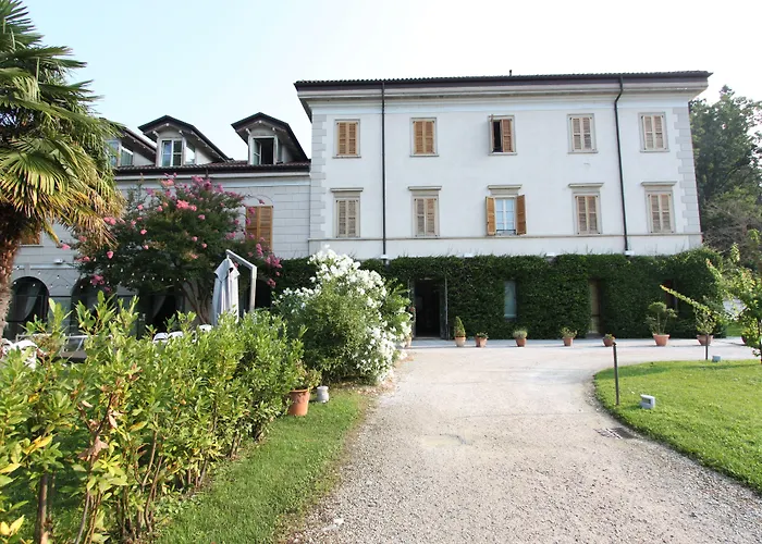 Art Hotel 4*